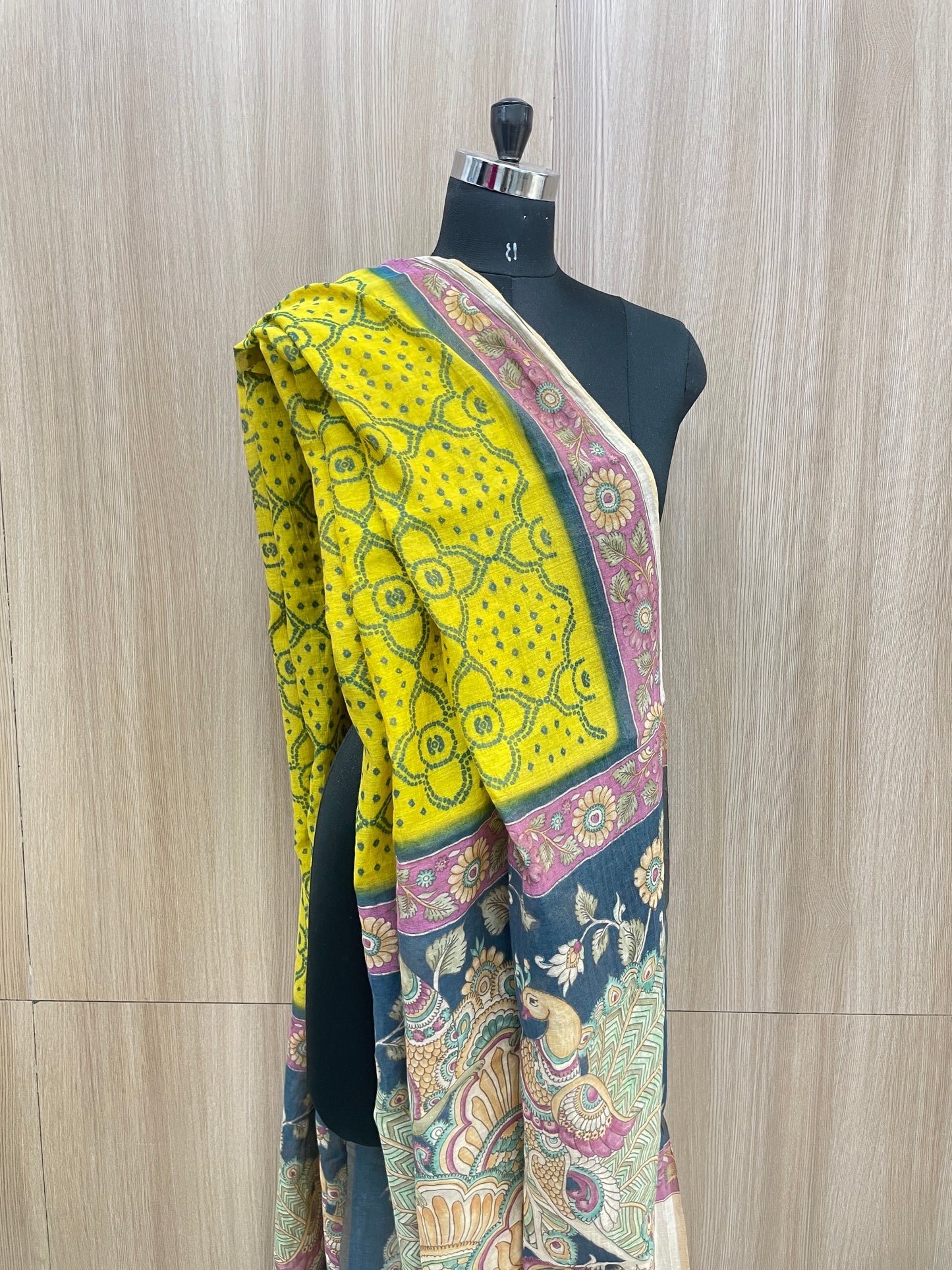 Exclusive Stunning Traditional Peacock Figure Print All Over Chanderi Dupatta