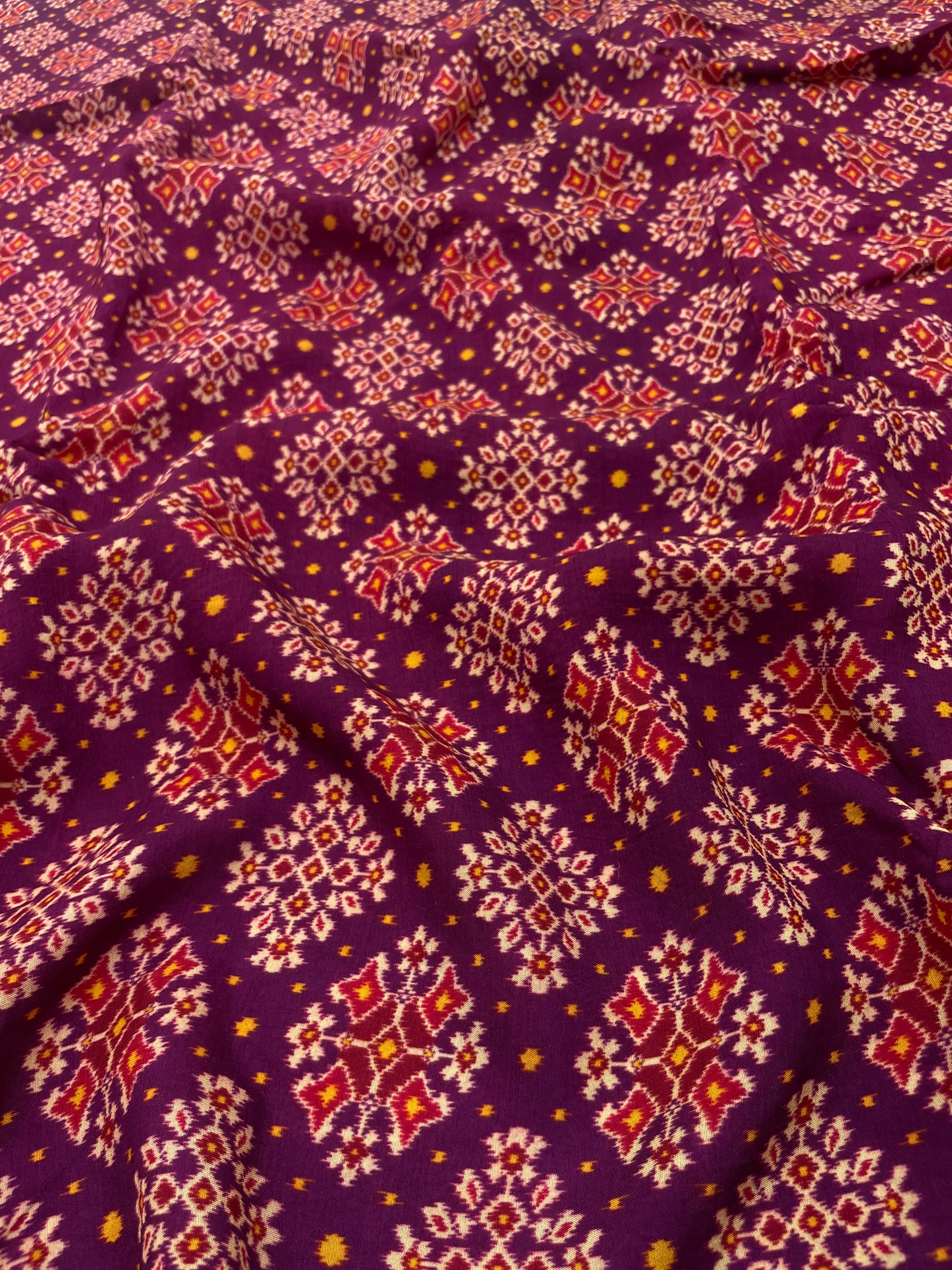 Dola Silk Patola Print (44" Inch)