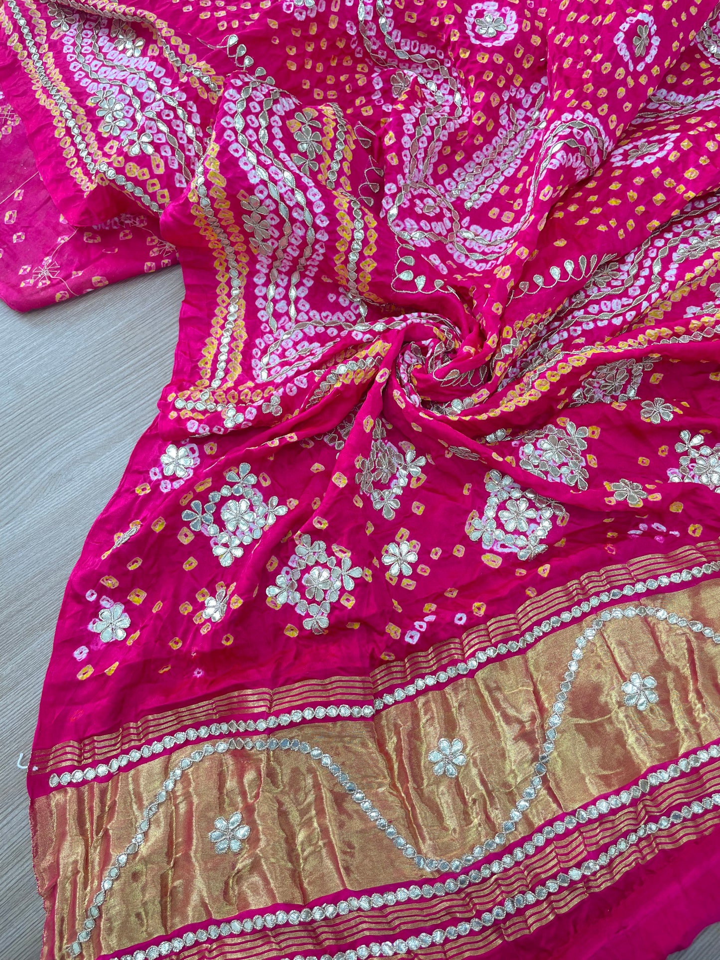 Lovely Gorgeous Heavy Ethnic Bandhani Work With Shiny Faux Mirror Work On Pure Gazi Silk Dupatta