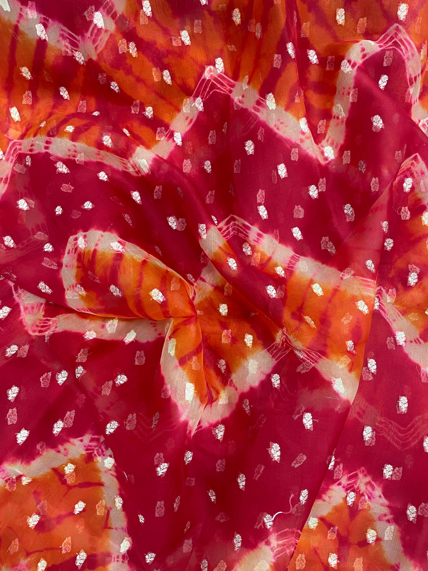 Delicate Fantastic Zig Zag Tye Dye Print With Zari Weaving On Silk Organza Fabric