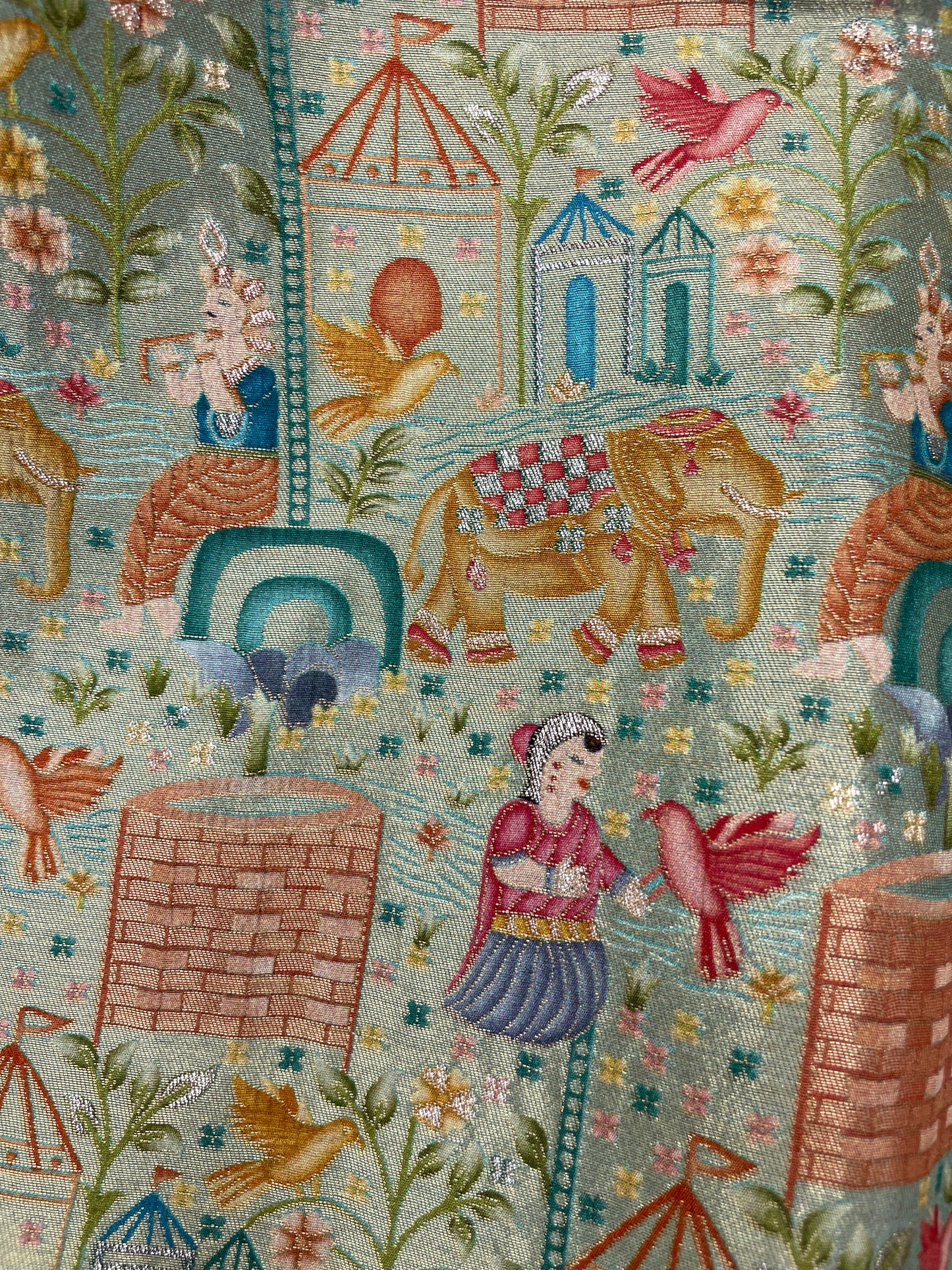 Tissue Weaving With Print