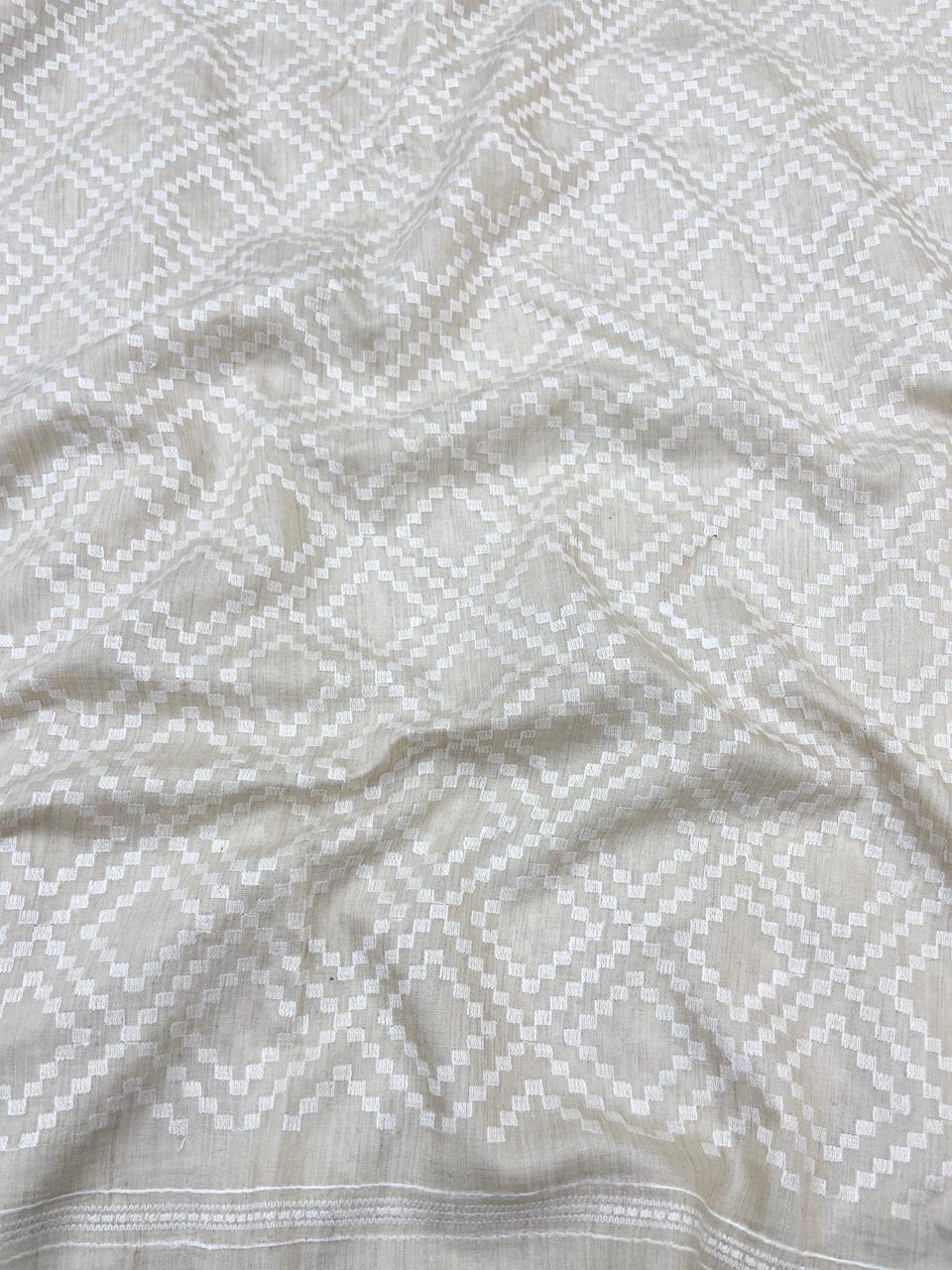 Munga Silk Embroidery Dyeable
