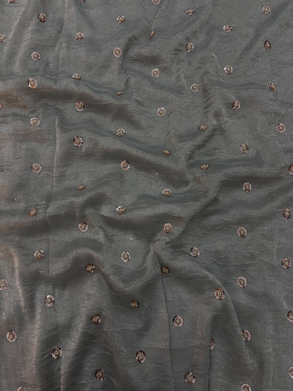 Kanjiwaram tissue embroidery