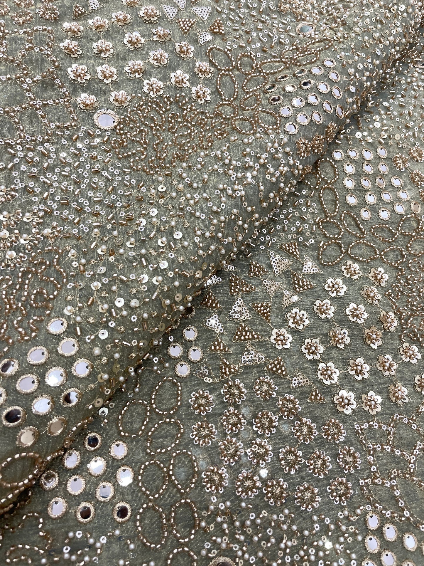 Tissue Crush Beads Embroidery (44'inch)