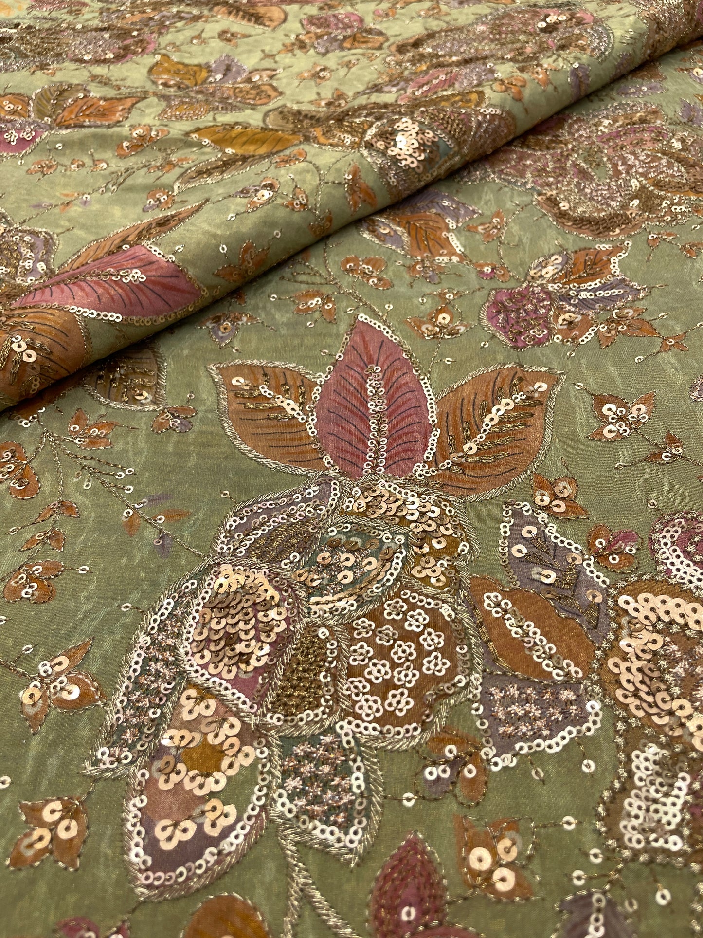 Tissue Position Print With Embroidery (44”inch)