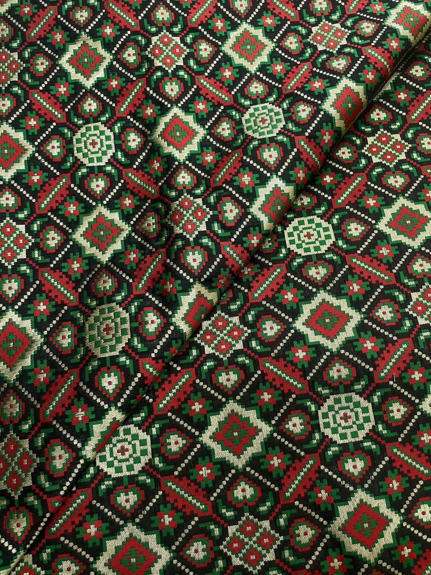 Pure Banarasi Resham Patola Brocade (44’inch)