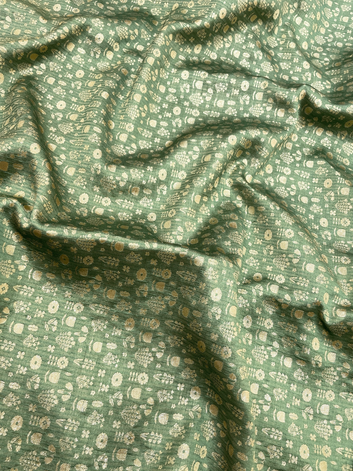 Pure Banarasi Katan Silk Zari Brocade