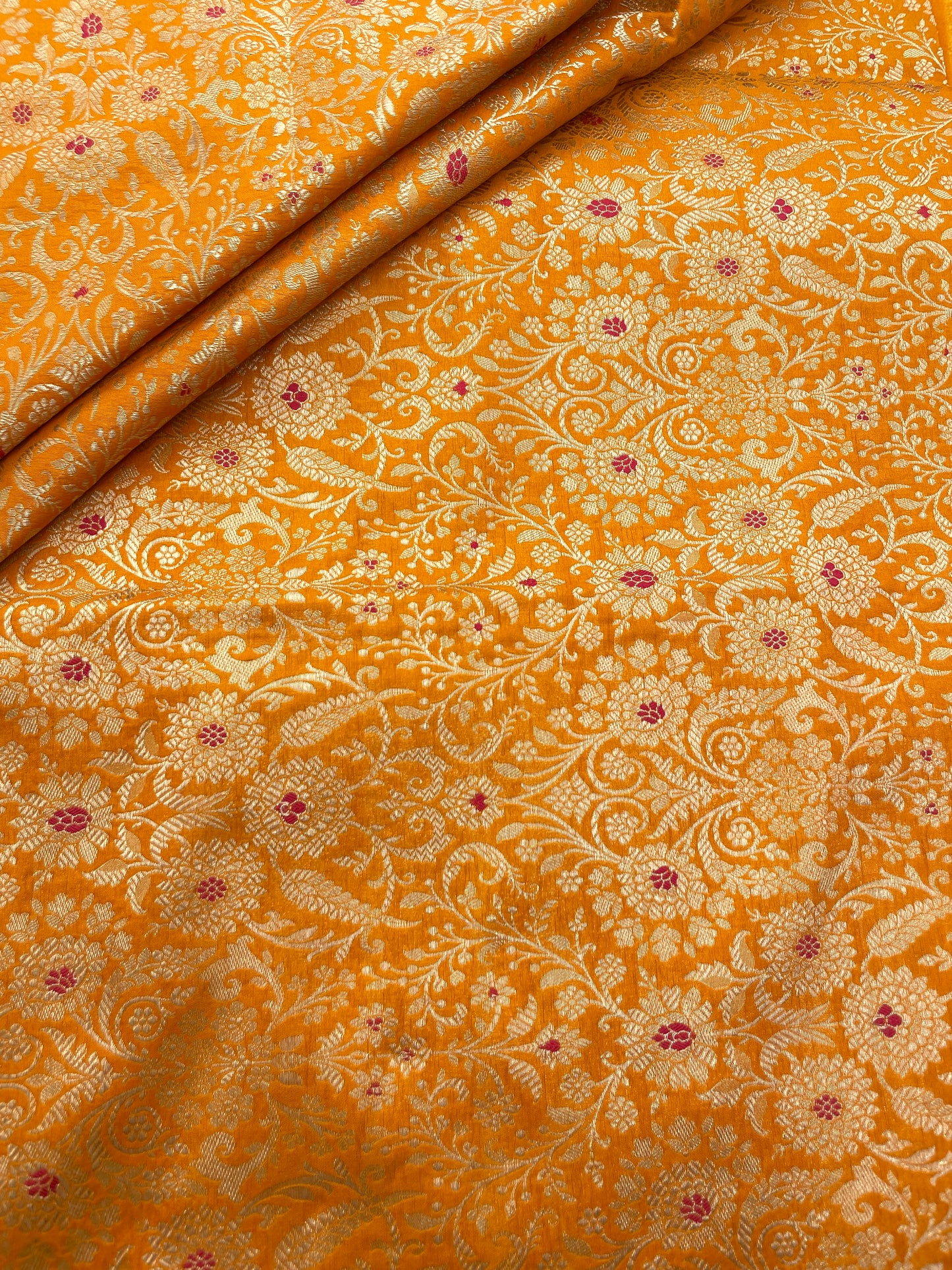 Banarsai Brocade (44’inch)