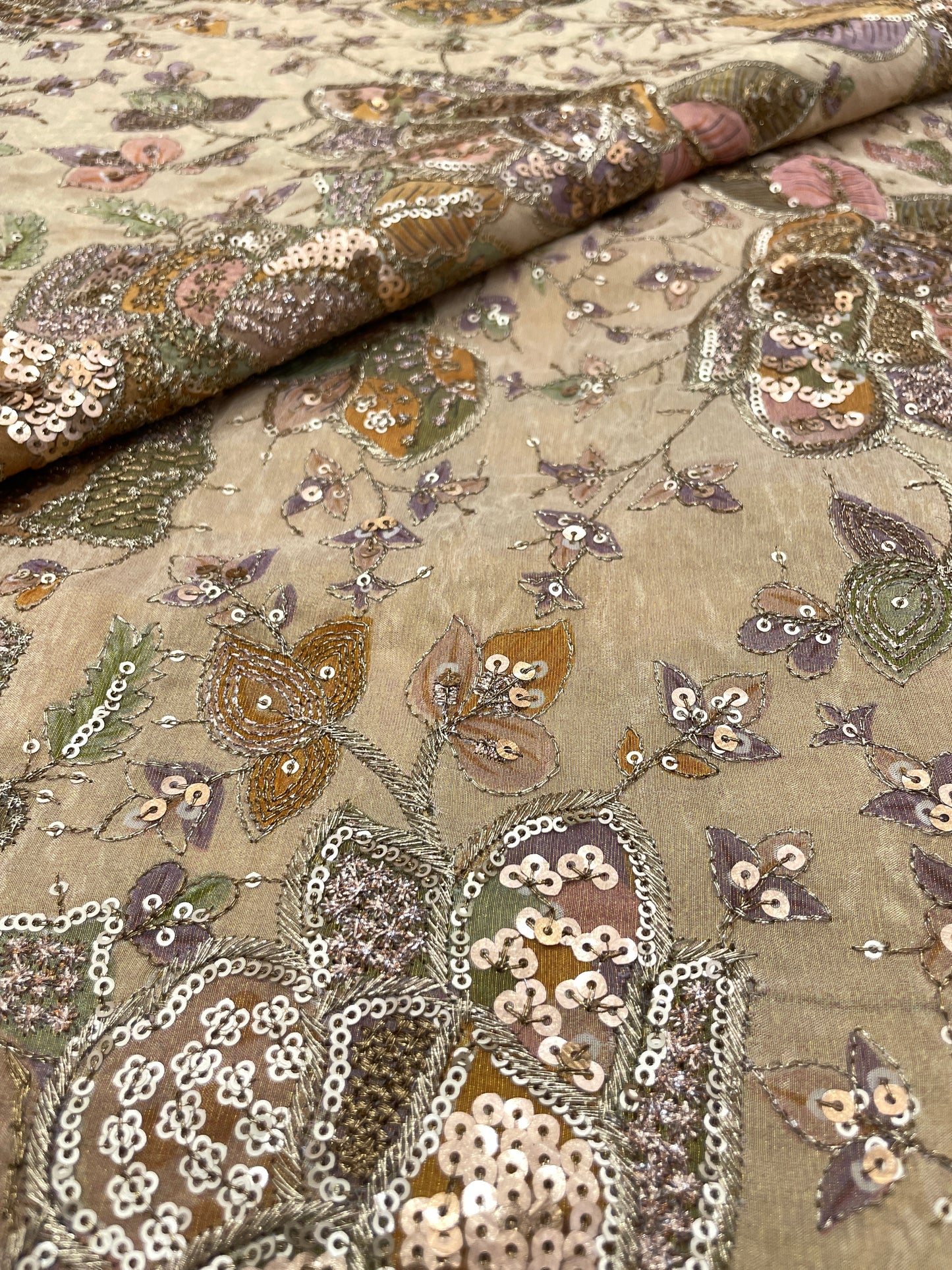 Tissue Position Print With Embroidery (44”inch)