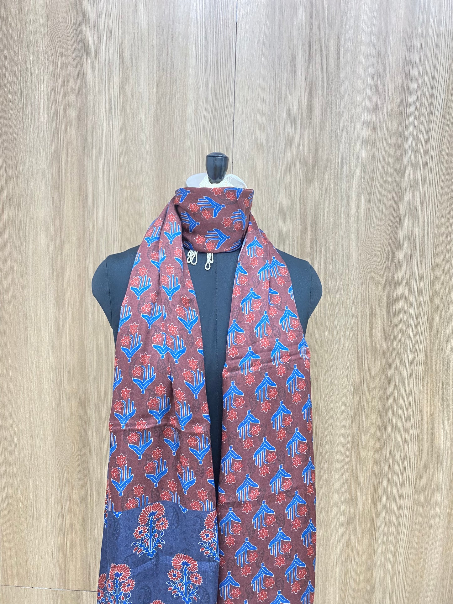 Beautiful Subtle Traitional Print On Cotton Chanderi Dupatta