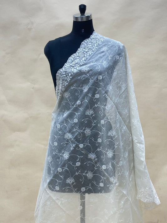 Beautiful Elegant Floral Thread Embroidery On Off White Chanderi Dupatta