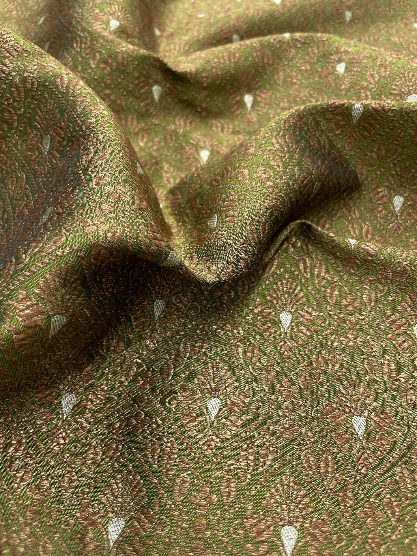 Exquisite Pure Banarasi Silk Jacquard