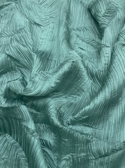 Smart Elegant Leafy Pattern On Crushed Tissue Fabric