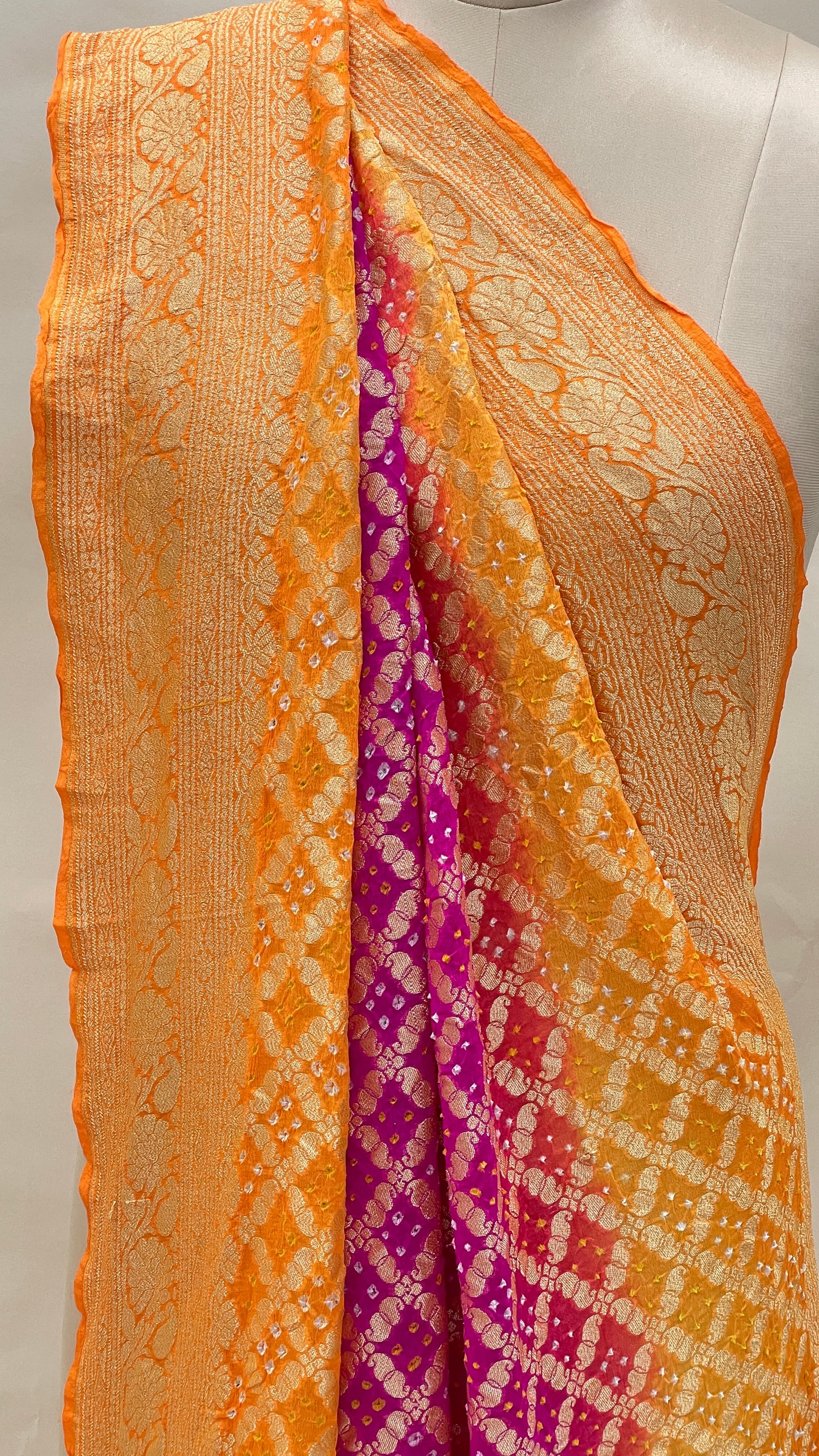 Pure Khadi Shaded Bandhani Dupatta