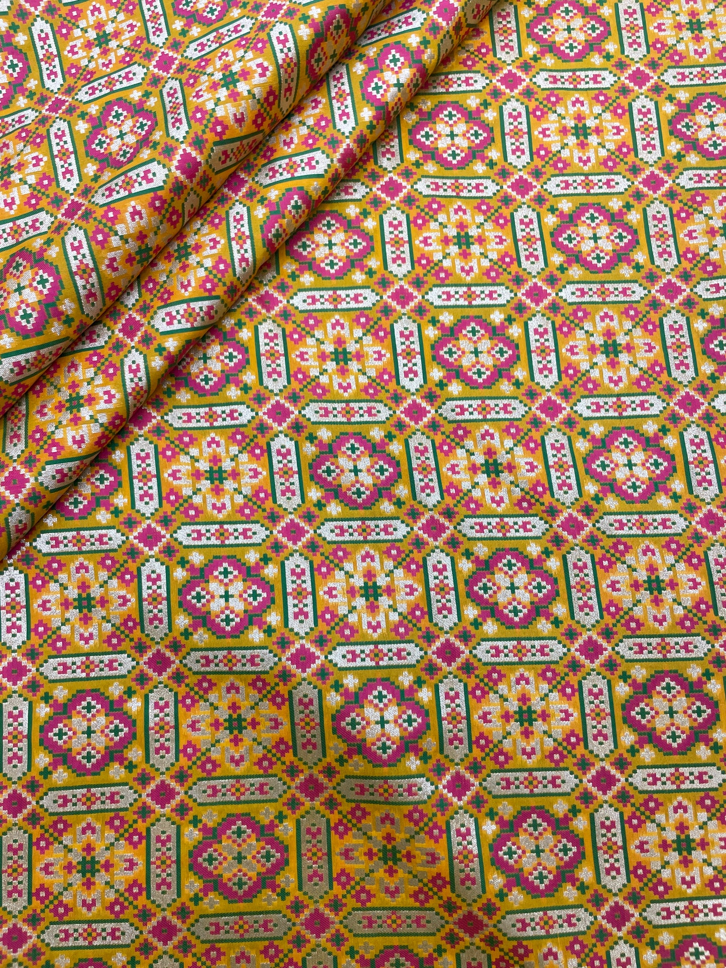 Banarasi Brocade Patola Weaving (Color Available) 44"Inch