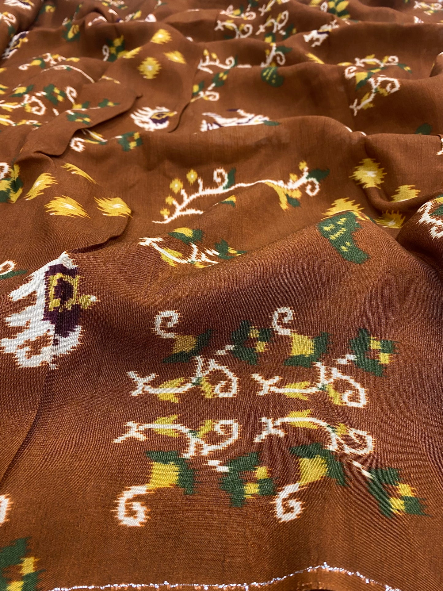 Dola Silk Patola Print (44" Inch)
