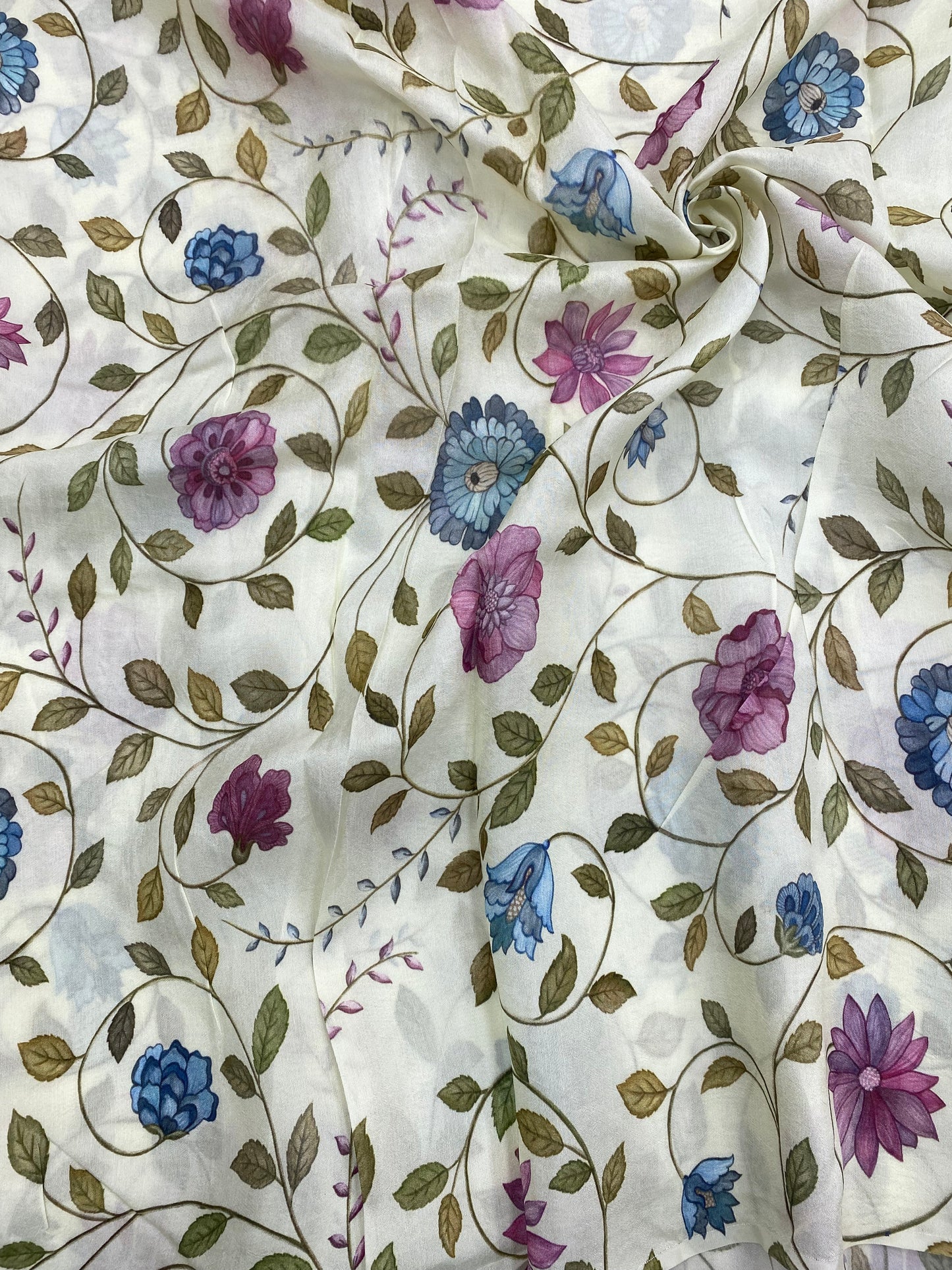 Dola Silk Patola Print (44" Inch)