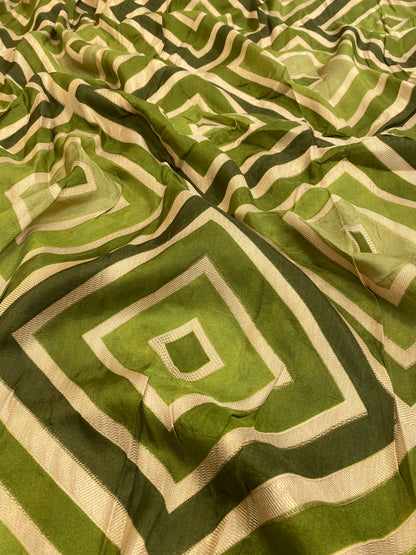 Banarsi Brocade Position Print (Color Available)