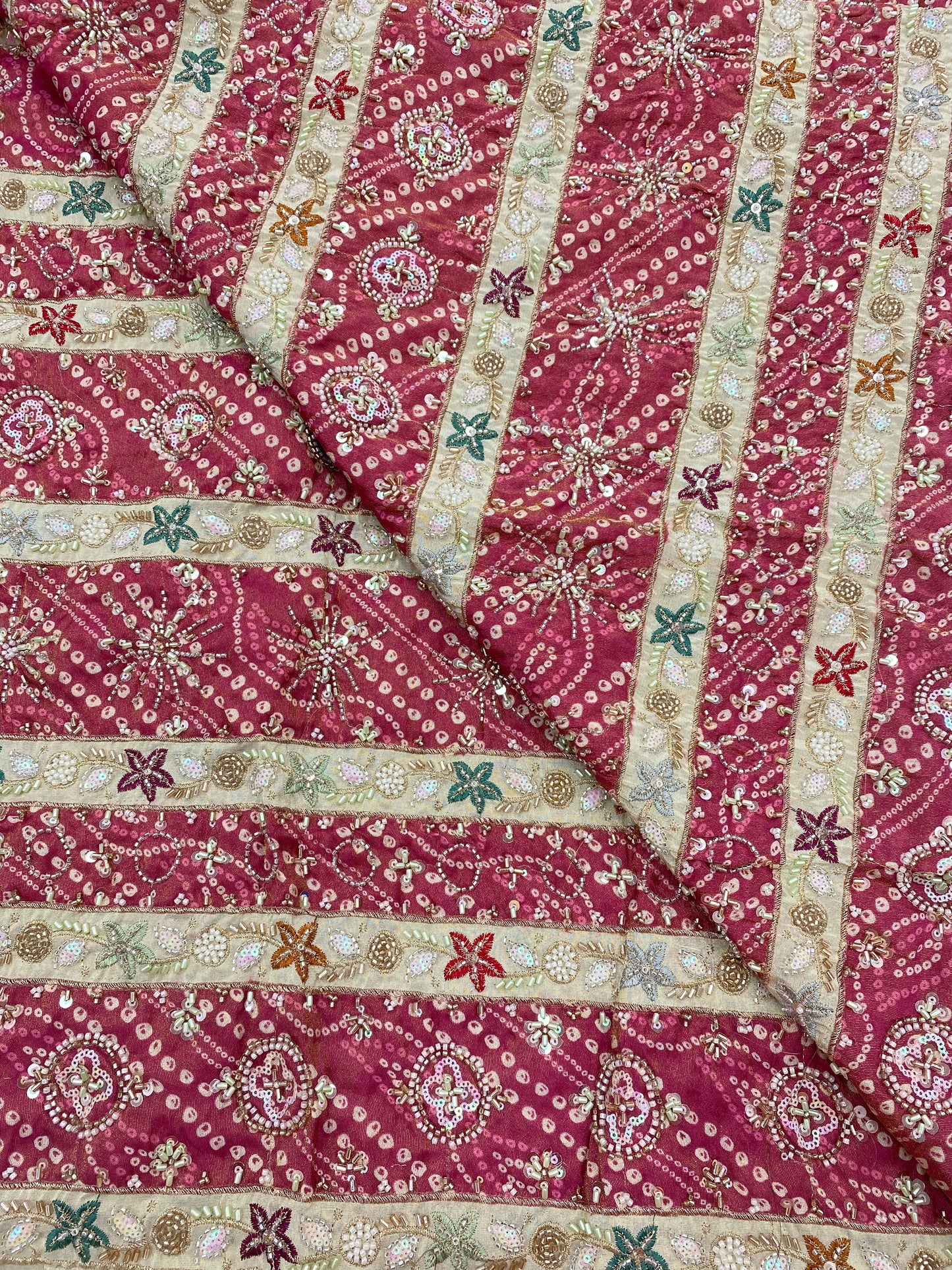 Tissue Hand Beats Work Embroidery (Color Available)