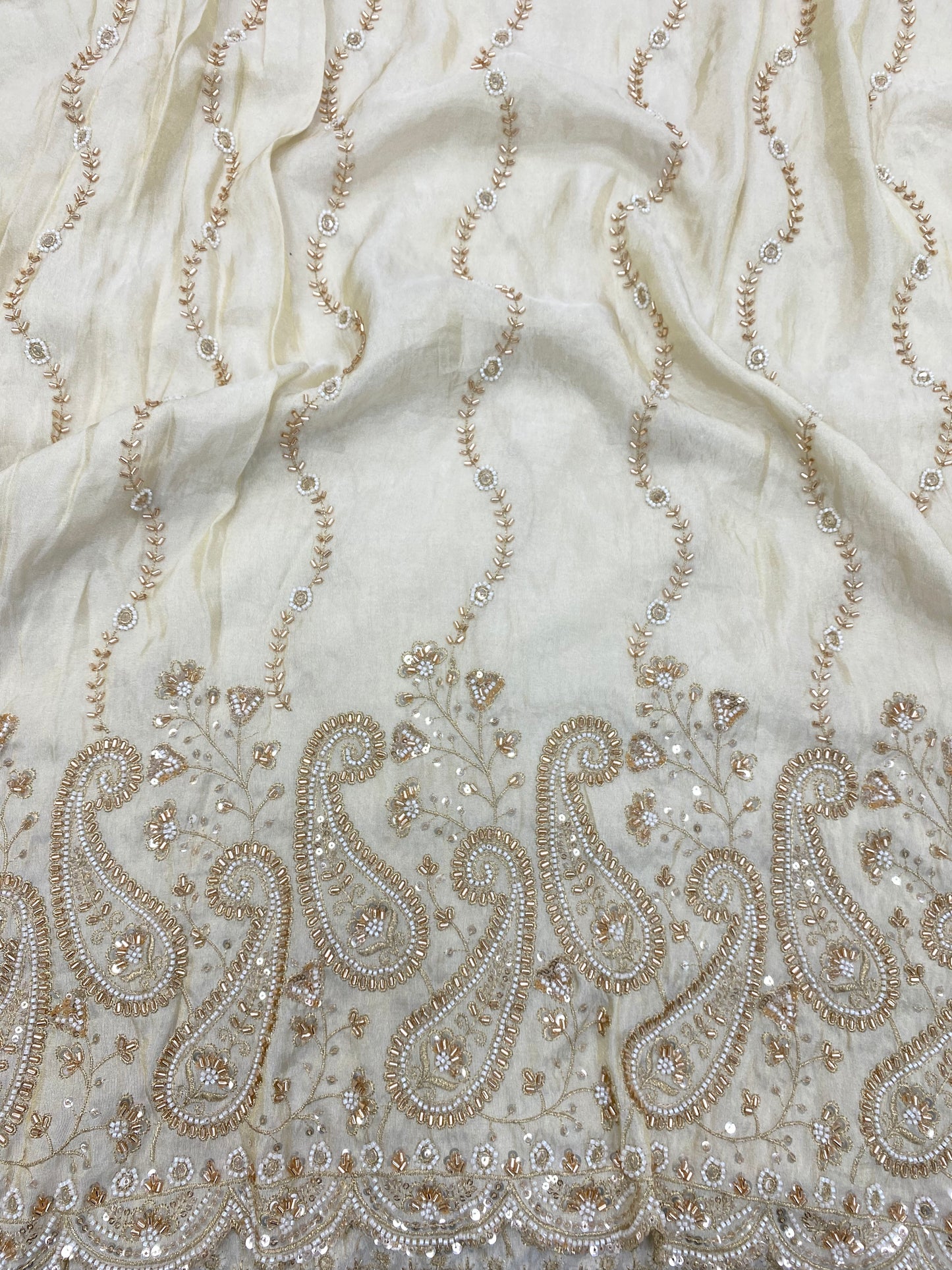 Tissue Beads Embroidery (44"Inch)