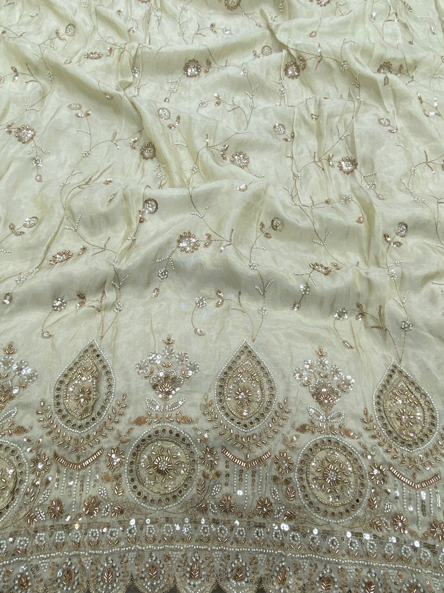 Tissue Beads Embroidery (44"Inch)