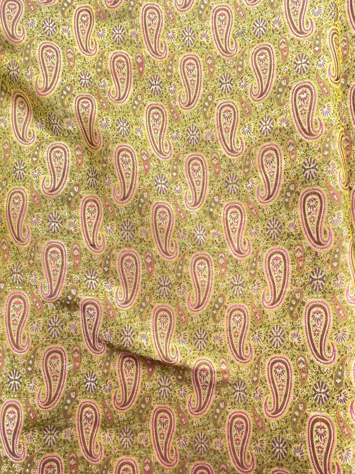 Exquisite Premium Paisley And Floral Detailing On Excellent Kimkhwab Fabric