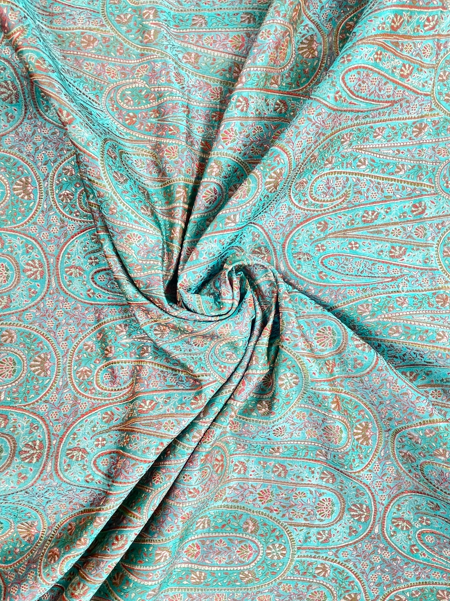 Magnificent Striking Paisley With Floral Weaving On Best Quality Kimkhwab Fabric