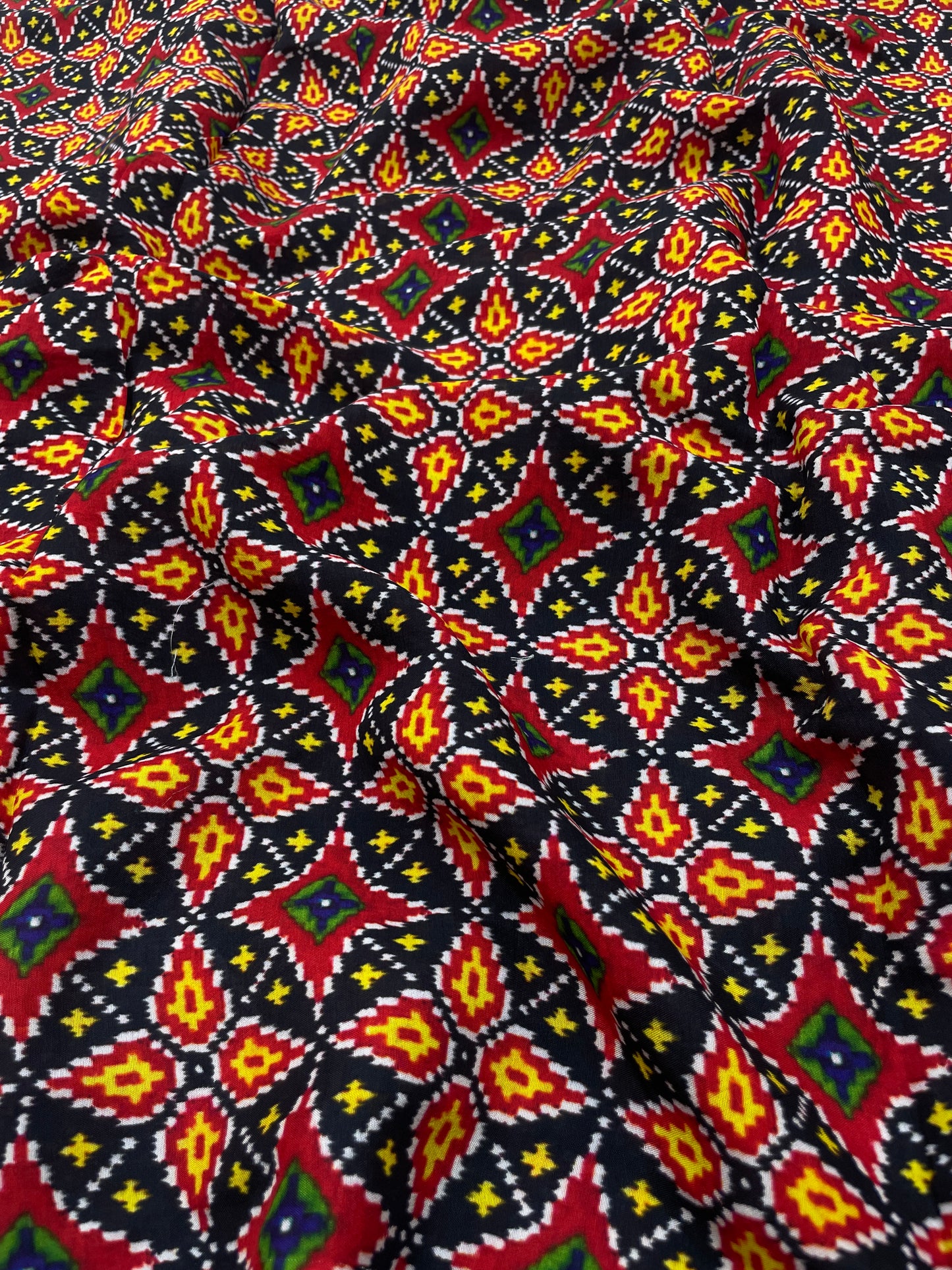 Dola Silk Patola Print (44" Inch)