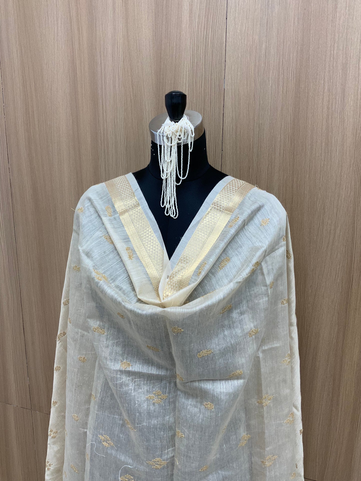 Beautiful Exclusive Heavy Golden Zari And Jacquard Work On Munga Silk Dupatta