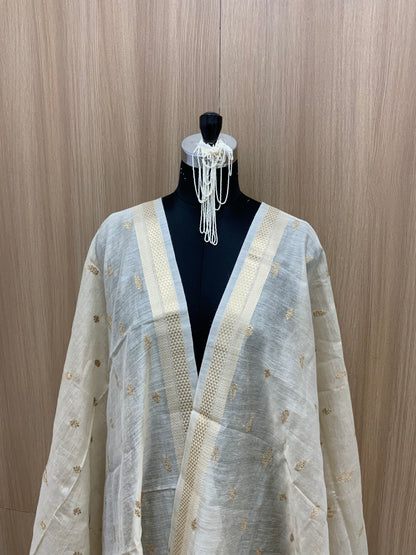 Beautiful Exclusive Heavy Golden Zari And Jacquard Work On Munga Silk Dupatta