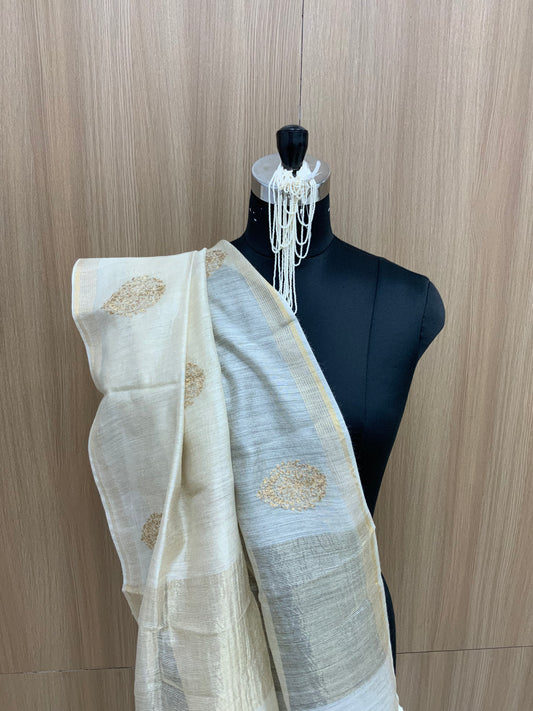 Exclusive Magnificent Traditional Heavy Zari And Golden Jacquard Work On Munga Silk Dupatta