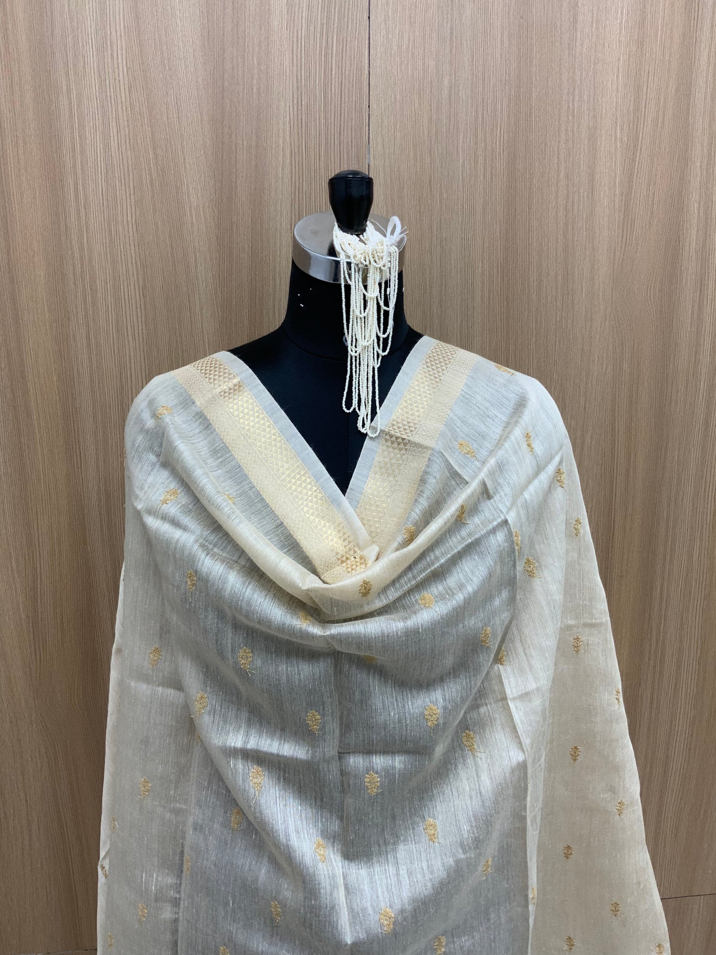 Pretty Luxurious Premium Ethnic Golden Zari And Jacquard Work On Munga Silk Dupatta