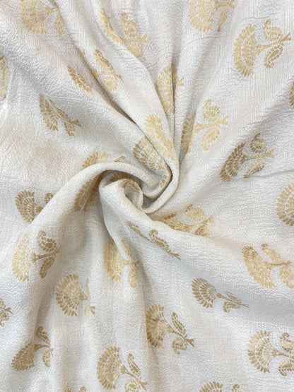 Exclusive Premium Marvelous Floral Zari Weaving On Pure Dyeable Munga Crush Fabric