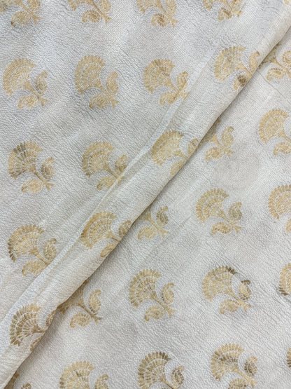 Exclusive Premium Marvelous Floral Zari Weaving On Pure Dyeable Munga Crush Fabric