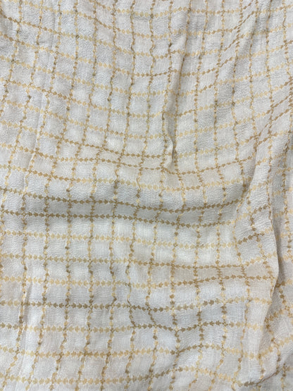 Radiating Exquisite Block Zari Jacquard Weaving On Pure Dyeable Munga Fabric