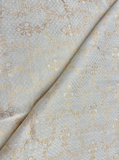 Amazing Beautiful Golden And Silver Zari Weaving On Pure Munga Silk Dyeable Fabric