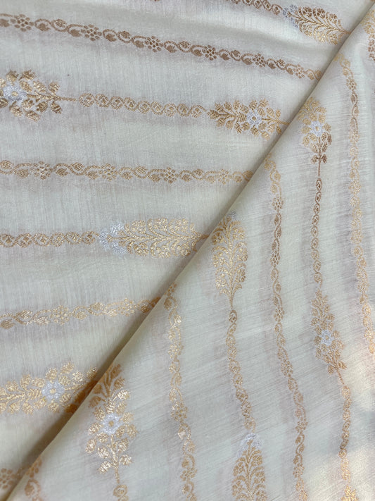 Adorable Beautiful Lining Golden Zari Weaving On Pure Munga Silk Fabric