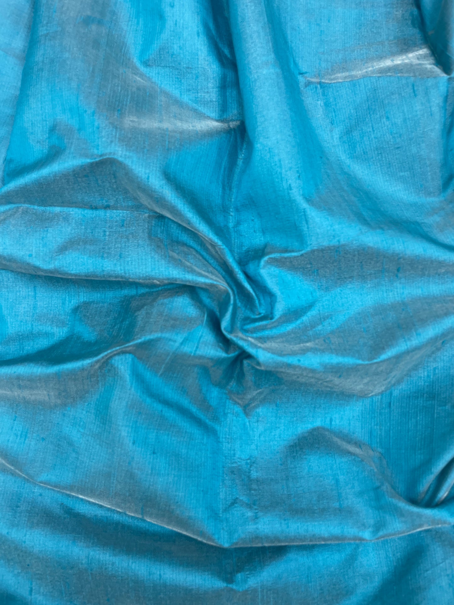 Unique Radiating Sea Blue Color Pure Raw Silk Fabric