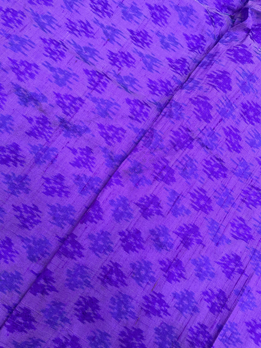 Amazing Vibrant Traditional Pattern On Pure Raw Silk Ikat