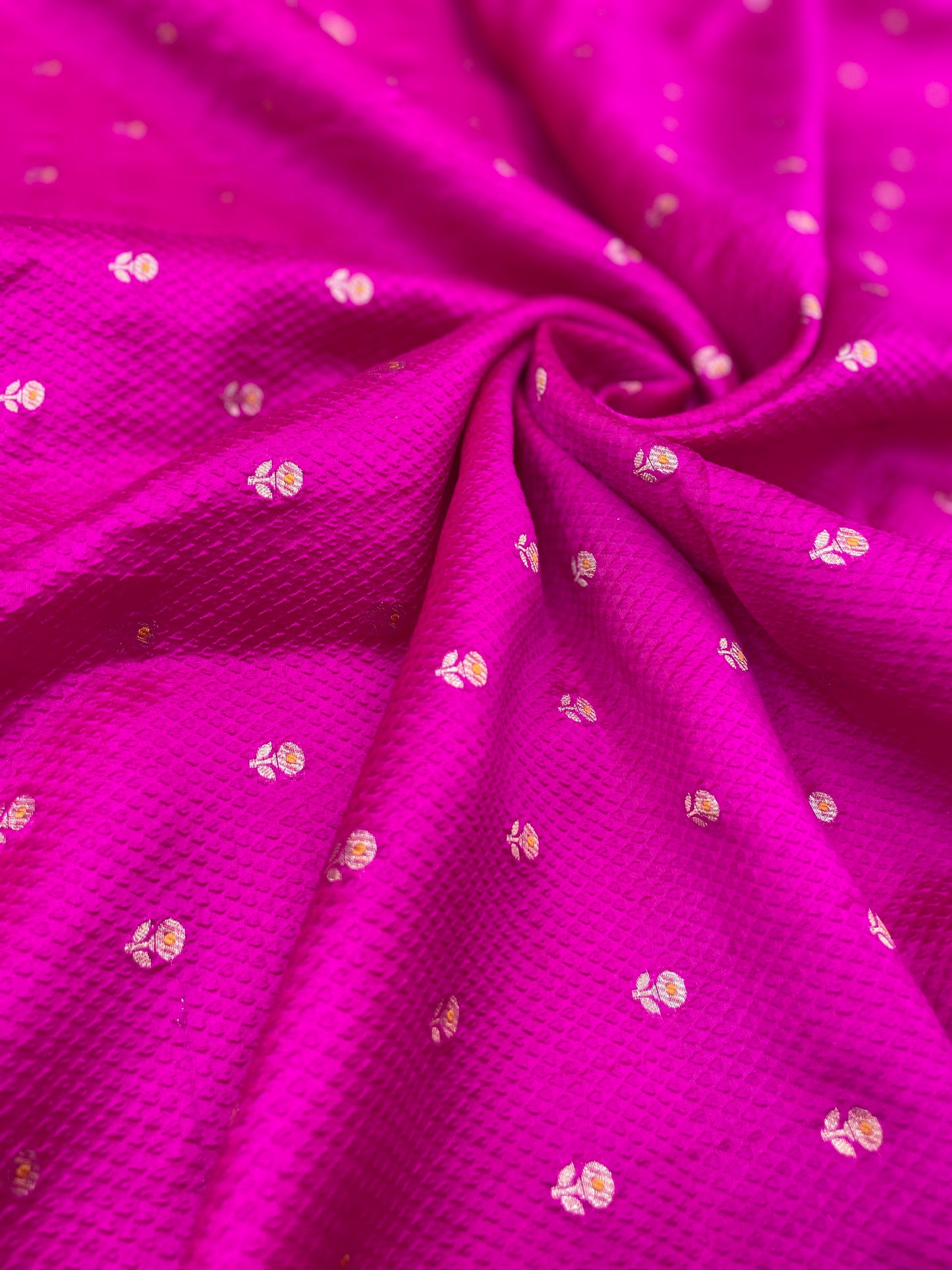 Top Notch Gorgeous Zari Butti Weaving On Pure Silk Fabric