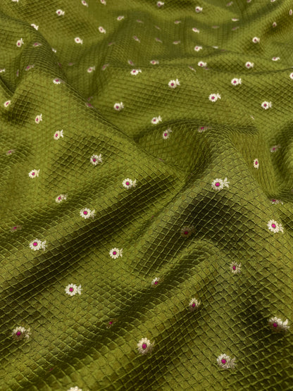 Top Notch Gorgeous Zari Butti Weaving On Pure Silk Fabric