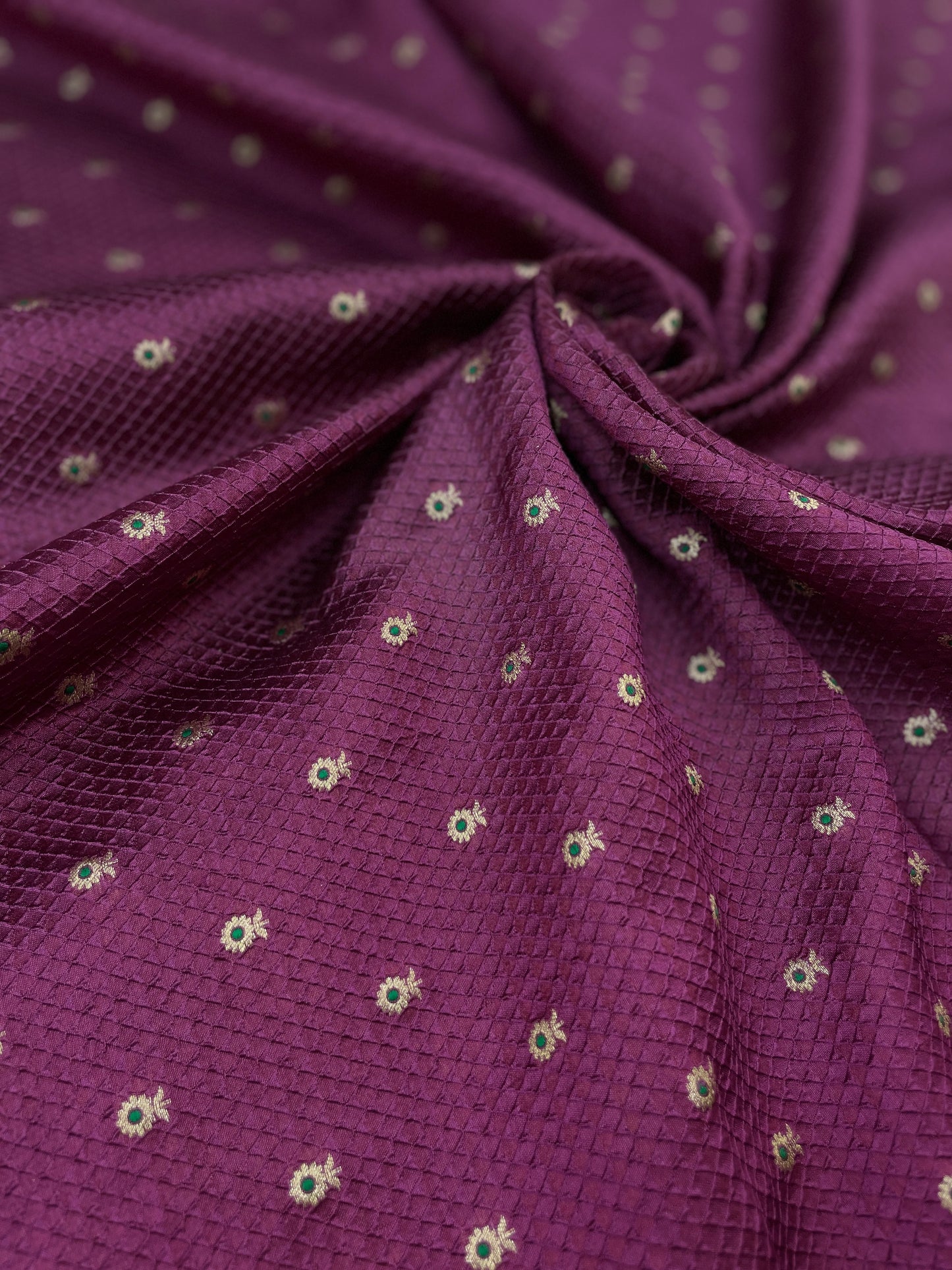 Top Notch Gorgeous Zari Butti Weaving On Pure Silk Fabric