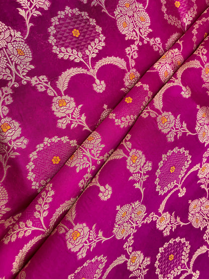 Pretty Classic Floral Zari Weaving On Pure Silk Fabric