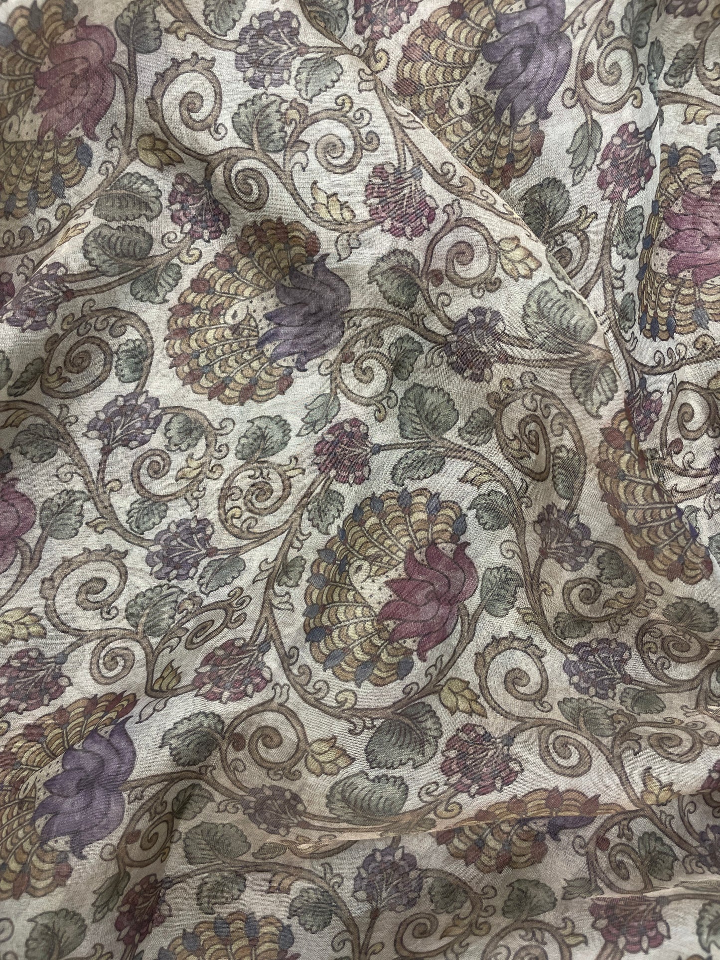 Unique Pleasant Traditional Marvelous Floral Print On Tissue Fabric