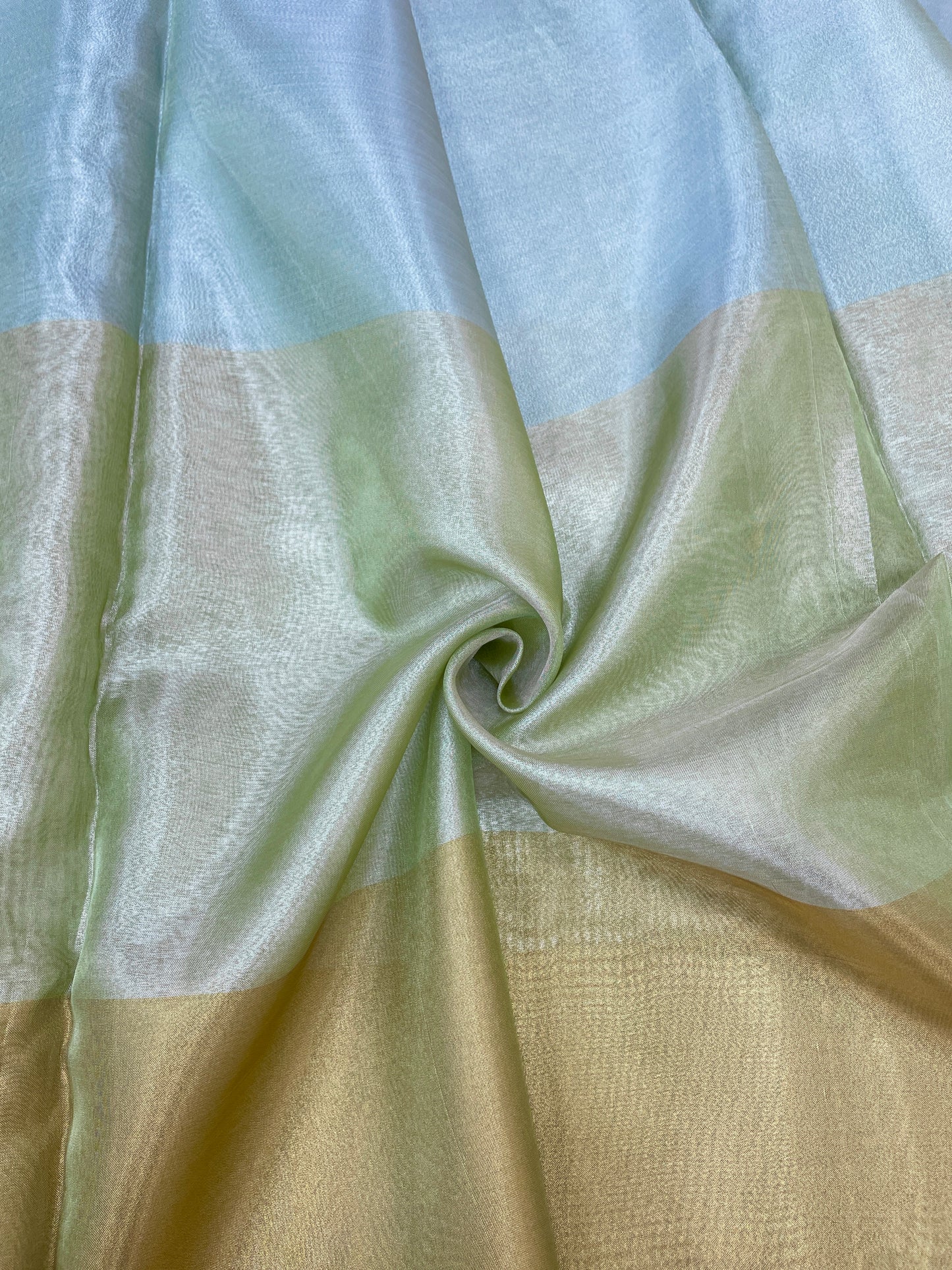 Beautiful 3D Illusion Print Mint Green and Pista Green Copper on Tissue Fabric