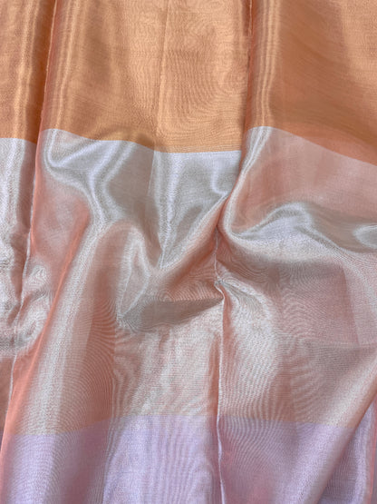 Pretty Attractive 3D Illusion Print Peach, Light Orange, and Orange Hues on Tissue Fabric