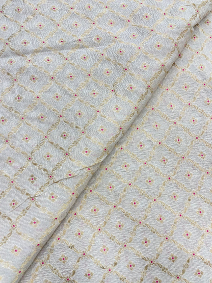 Pure Munga Silk Crush Fabric With Meenakari Butti
