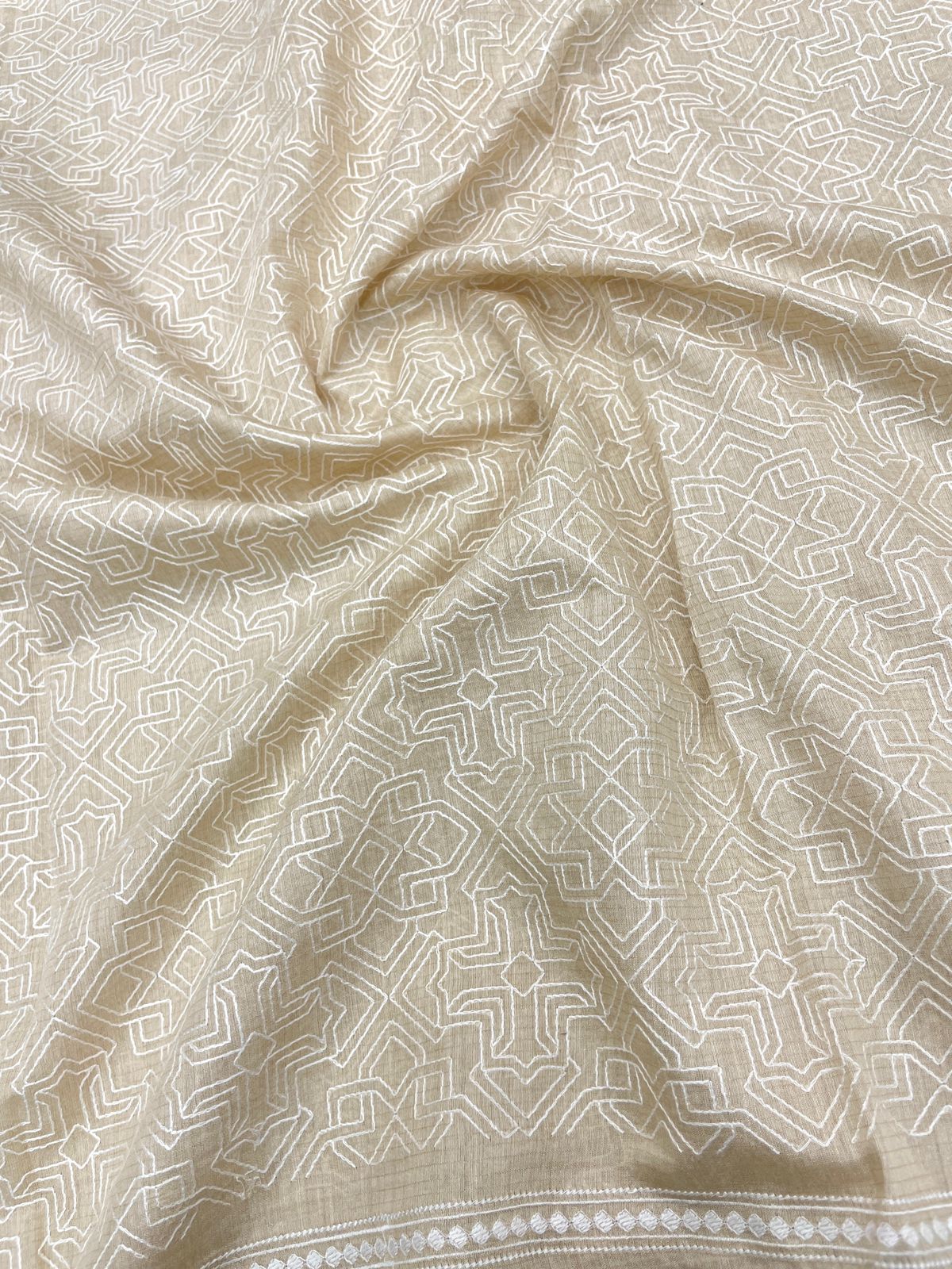 Munga Silk Embroidery Dyeable