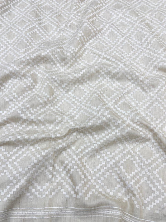 Munga Silk Embroidery Dyeable