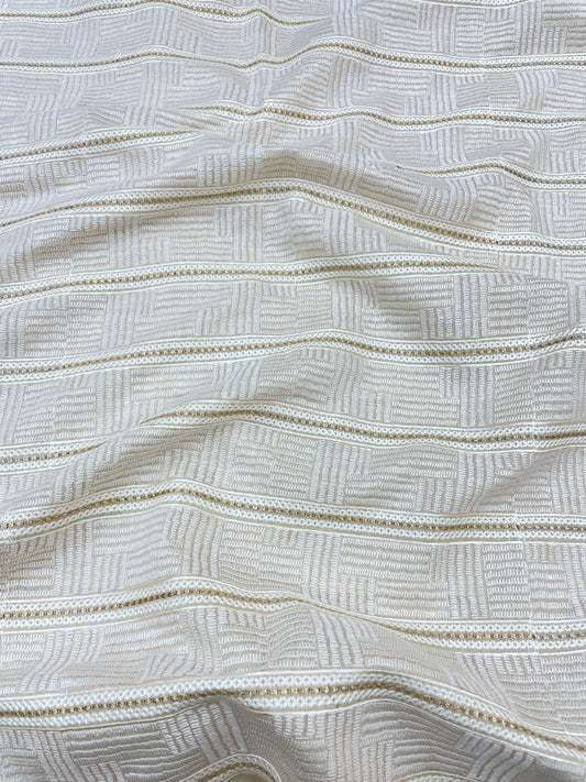 Munga Silk Embroidery Dyeable